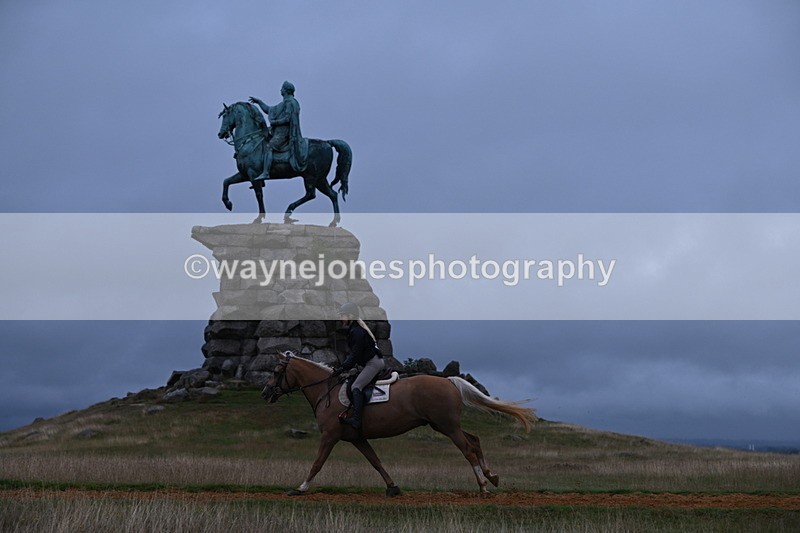 DSC_2488 - Time at Statue 12:34 to 12:56