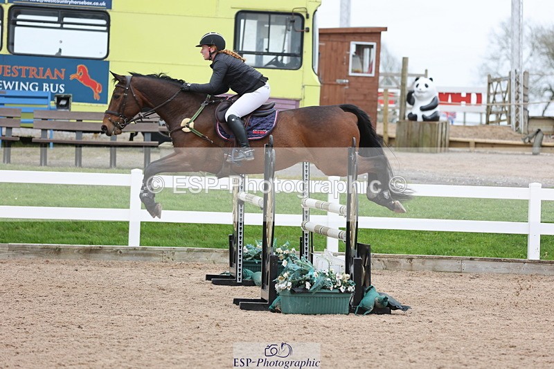 240406A-132756-03817 - Cls 23 1.05m National Amateur Quali