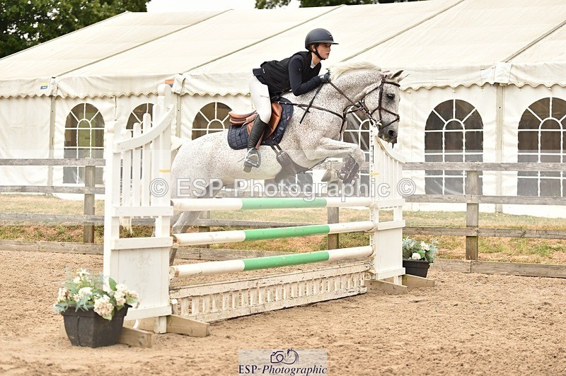 230618-143904-12954 - Cls 25 Pony Foxhunter & 1.10m Open