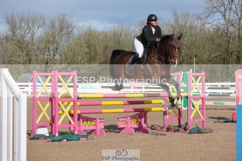 240223A-114011-00924 - Cls 4 Snr 1.05m Open