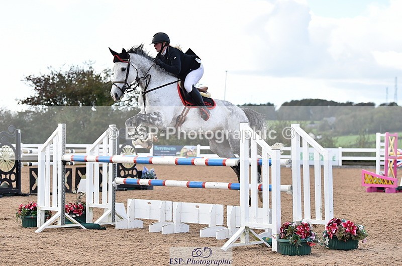 231014A-145030-05353 - Cls 15 1.05m Amateur Q 2nd R