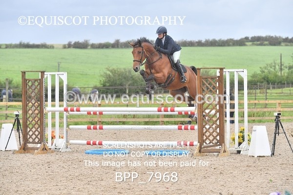 BPP_7968 - CLASS 14 SAT Senior Newcomers/ 1.10m Open