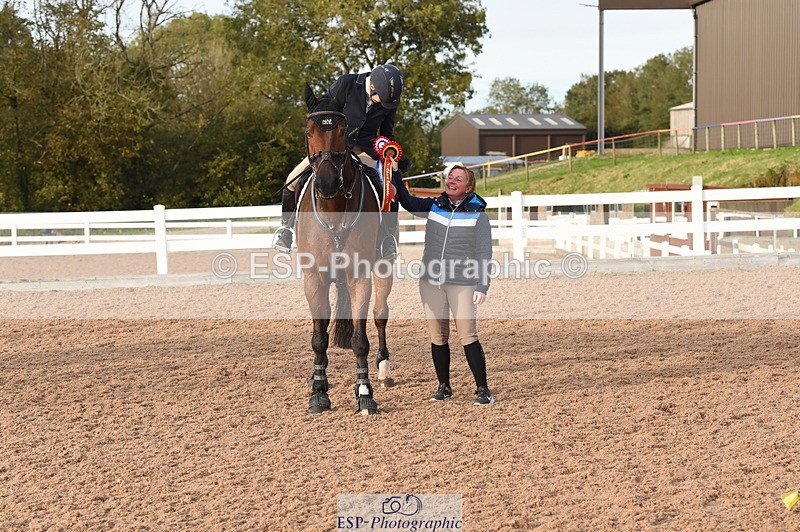 231015A-164948-09418 - Cls 27 1.10m Amateur Q 2nd R