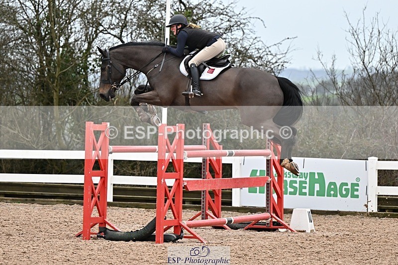 250129-135536-00508 - Cls 06 Foxhunter & 1.20m Open