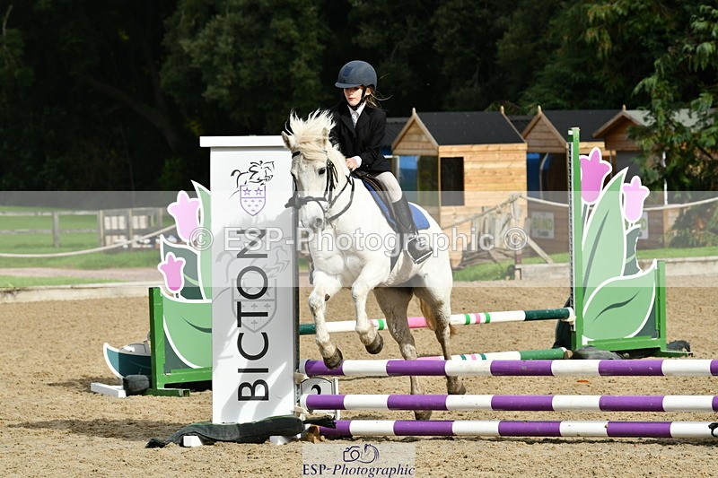 251004A-122228-01007 - Classes 4 & 5 50cm