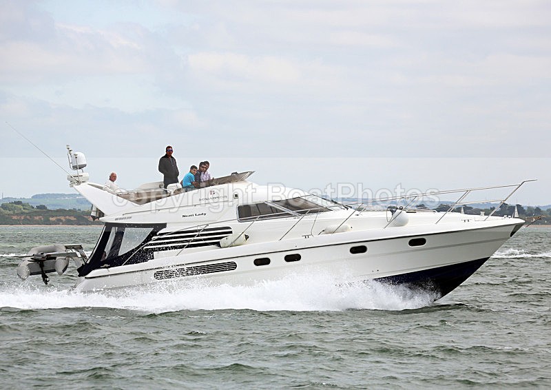 130609 NAUTI LADY FAIRLINE SQUADRON 64 WT7A1469 - Flybridge Cruisers