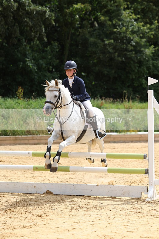 3E7A3573 - Class 8: 80cm Junior