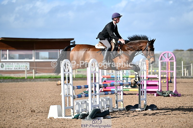 241026A-121707-01206 - SAT Cls 26+27 Club and Schools 90cm