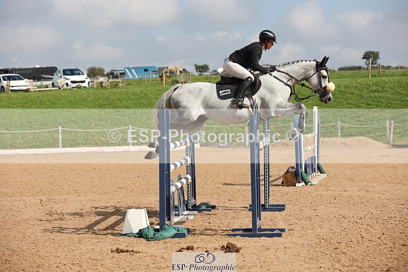 230915A-114737-01884 - Cls 2 Snr Foxhunter