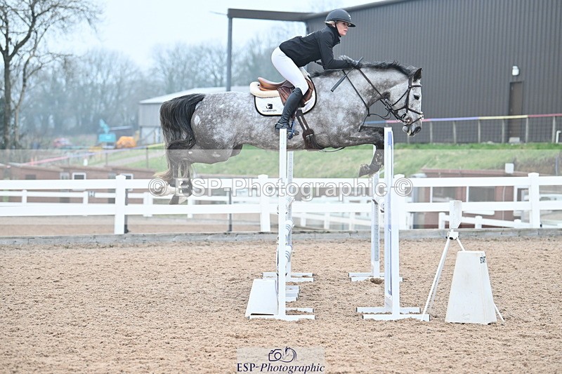 240113A-131054-02131 - Cls 12 Newcomers and 1.10m Open