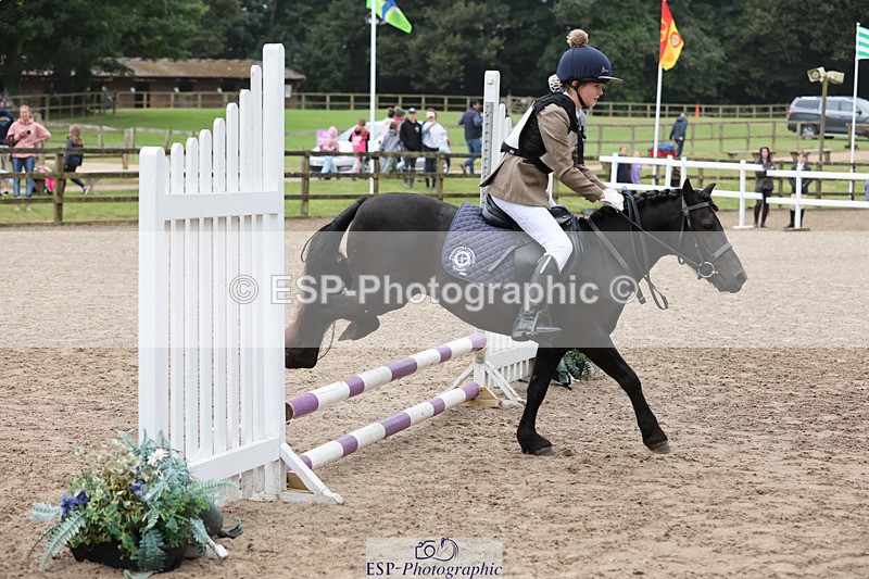 240822X-083539-00021 - 40cm R1 8.30 to 9.30