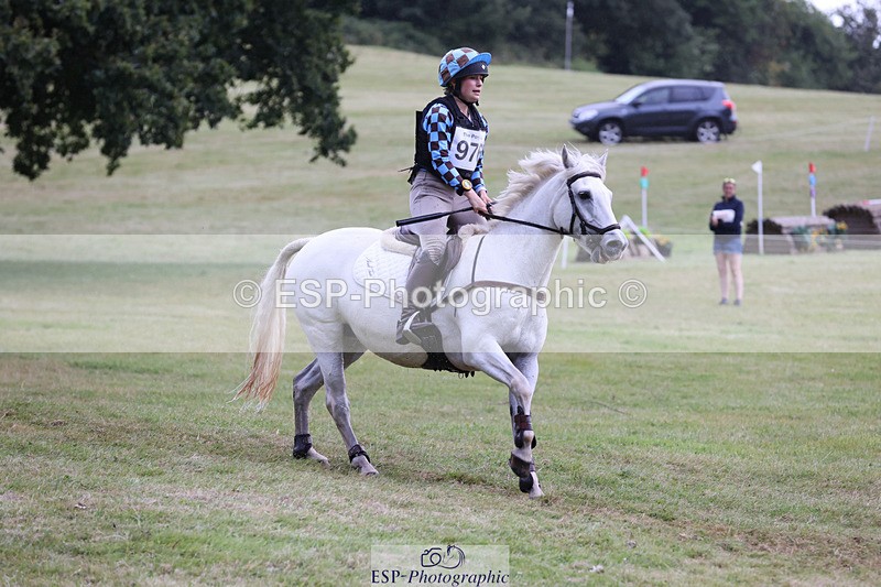 240825X-173045-38362 - 80cm XC 17.30 to End