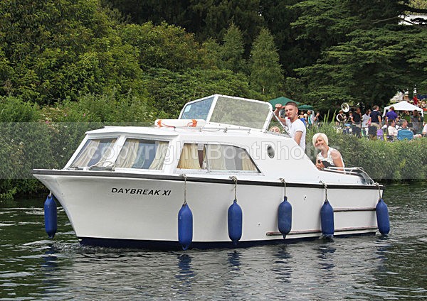 110702 DAYBREAK IMG_8135 - HENLEY ROYAL REGATTA JULY 2011