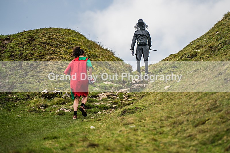 Litton-354 - Litton Christmas Cracker Fell Race (Limestone Series) Sunday 14th December 2025