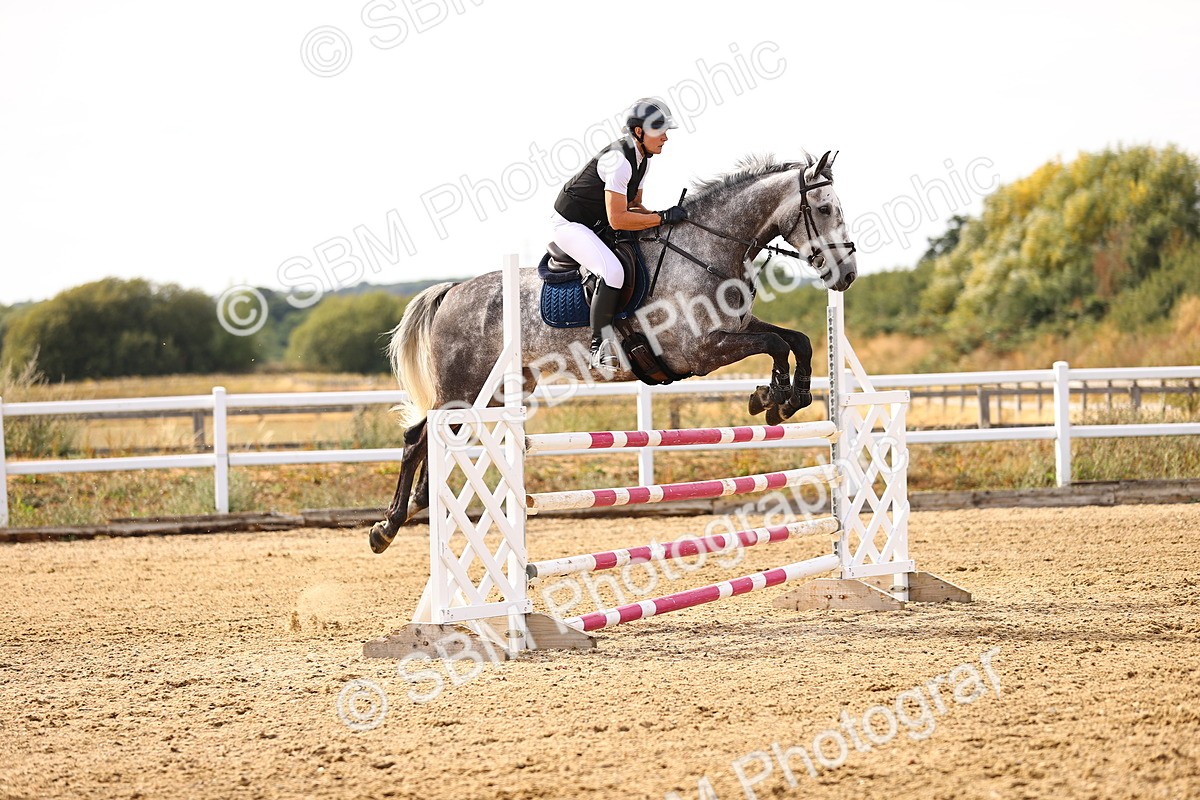 SBM_001681 - Class 6 - Senior Newcomers 1.10m