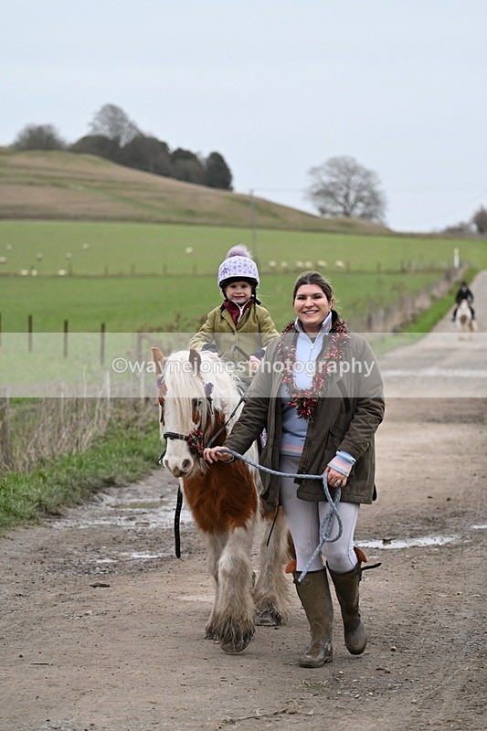 WJ7_1424 - Walk Home