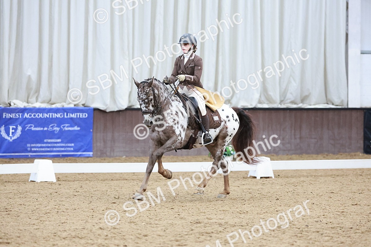SBM_016568 - Class 5 - FEI INT II - 17.24-18.20