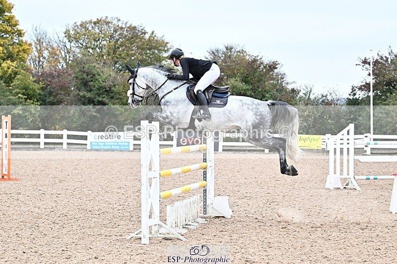 251015-151408-00861 - Cls 6 Foxhunter and 1.20m Open