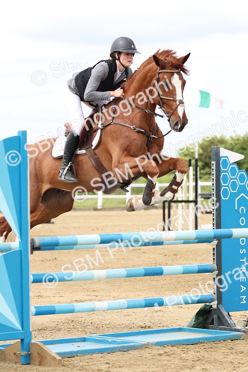 SBM_001119 - Class 4 - Senior Newcomers - 1.10m