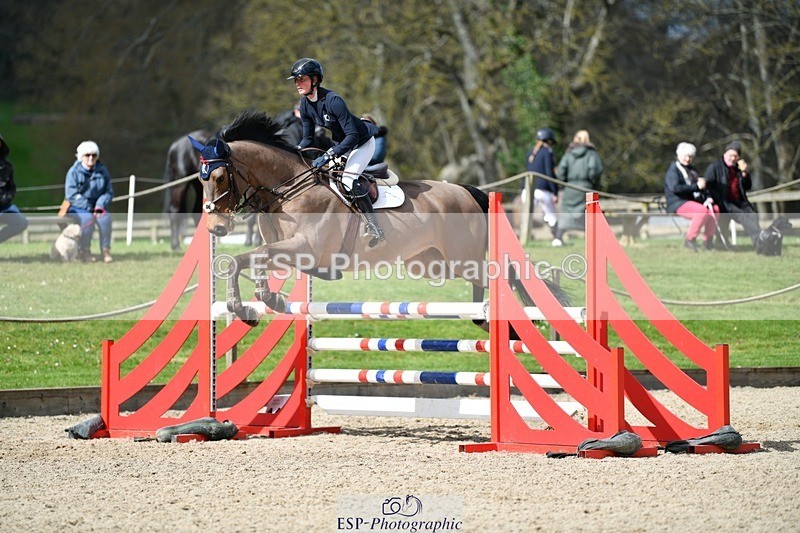 240324-124912-02684 - Cls 9 Snr 1.05m Open