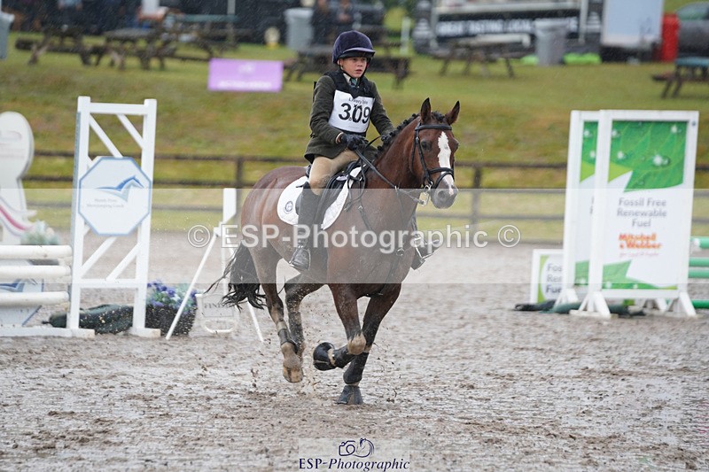 240824X-083524-20297 - 70cm Round 1 8.30 to 9.30