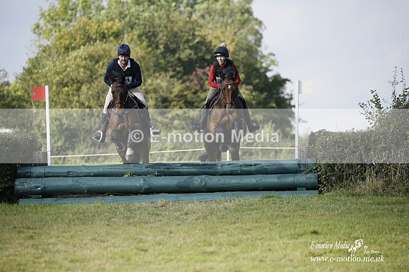  WWHT 171021 3516 - Intermediate Pairs (0.90m)  17/10/21