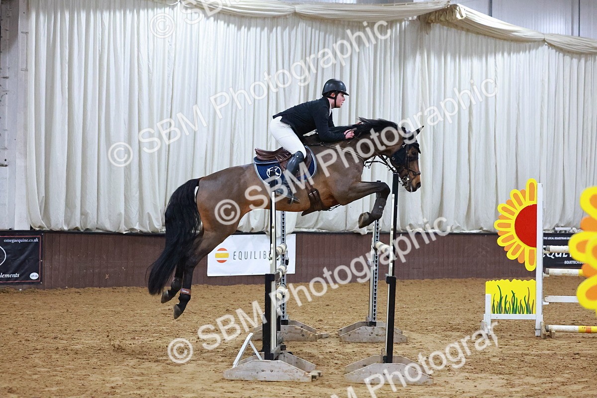 SBM_002319 - Class 5 - Senior Foxhunter 1.20m