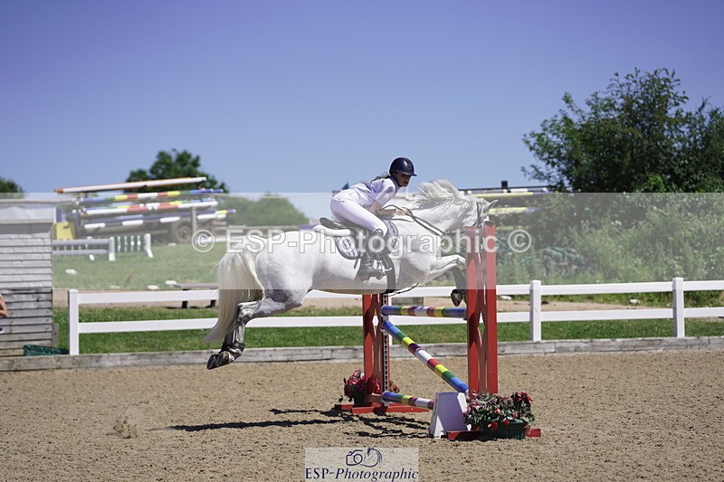 230624A-145734-02104 - Cls 26 Pony Foxhunter & 1.10m Open