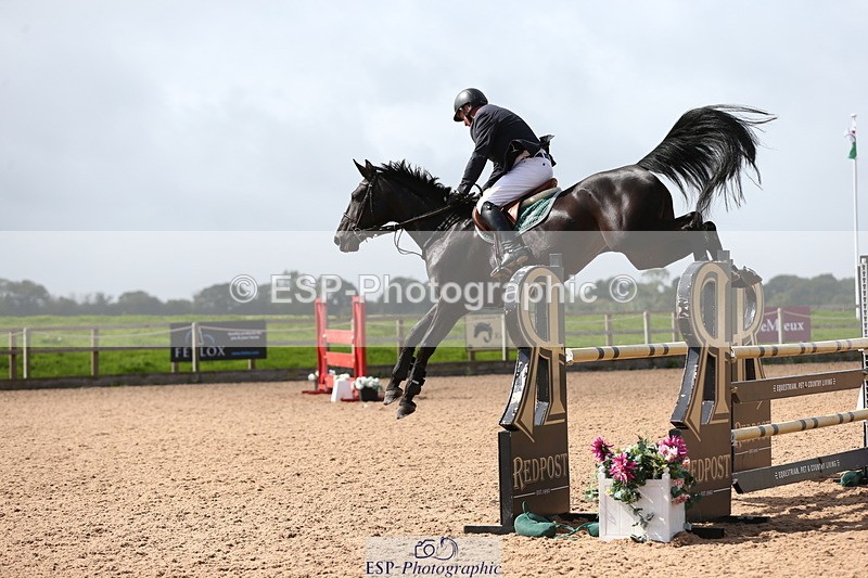 230812A-121149-08653 - Cls 32 Foxhunter