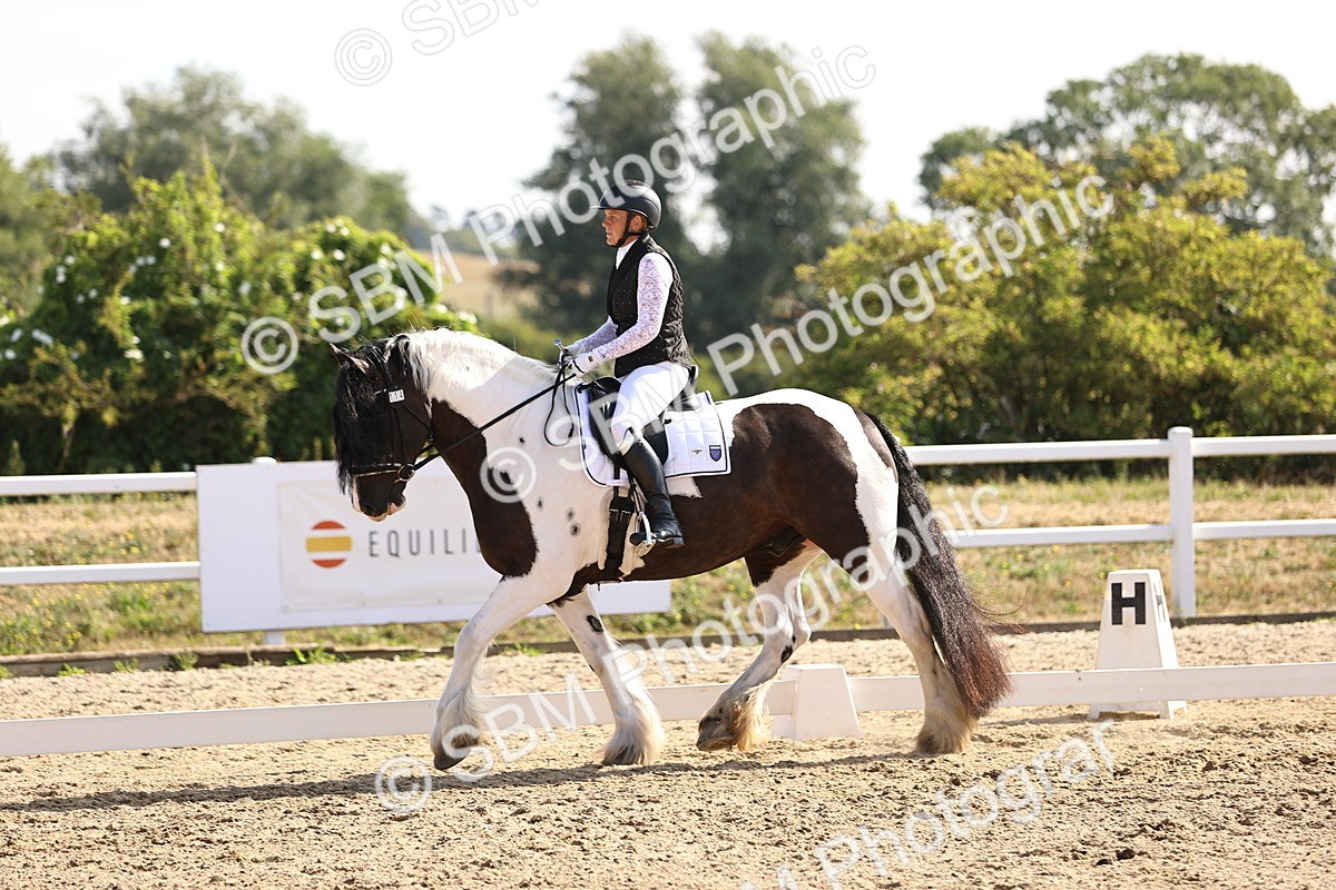 SBM_008617 - Novice 5 - 08.30-9.33