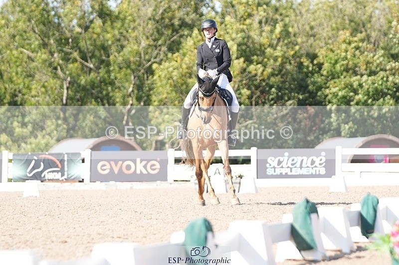 250906-154440-04855 - 054-Amy.Louise.LloydDiva.Royale