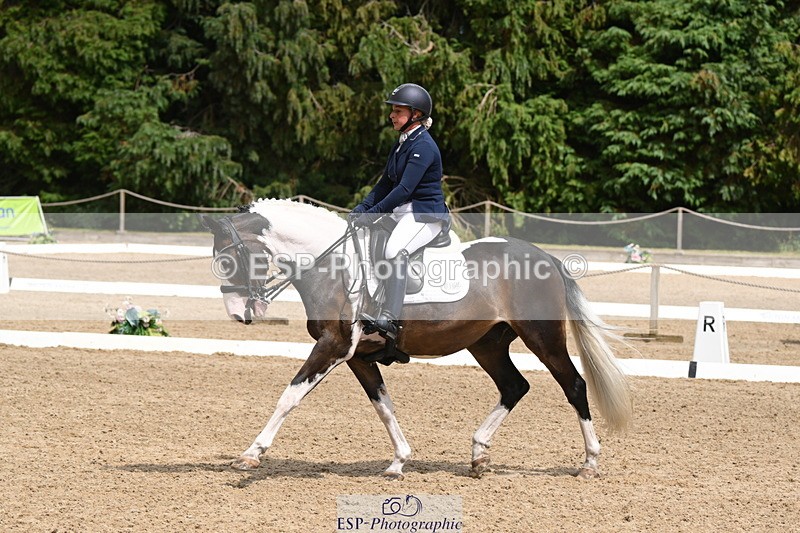 250720A-144431-11921 - 164-Dominique.Kinnaird-Perry-Pallas.Vanquish