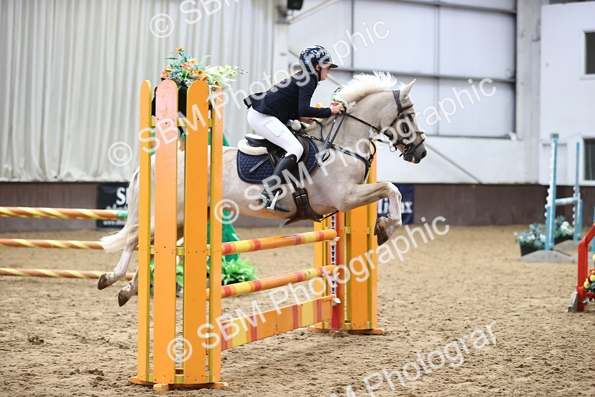 SBM_003509 - Class 11 - Springboard 128cm 138cm Restricted 85cm 95cm
