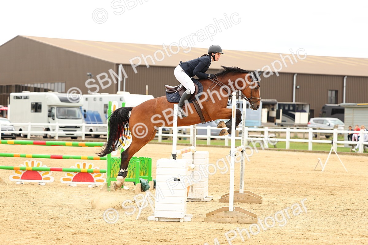 SBM_009934 - Class 3 - Senior Newcomers - 1.10m Open