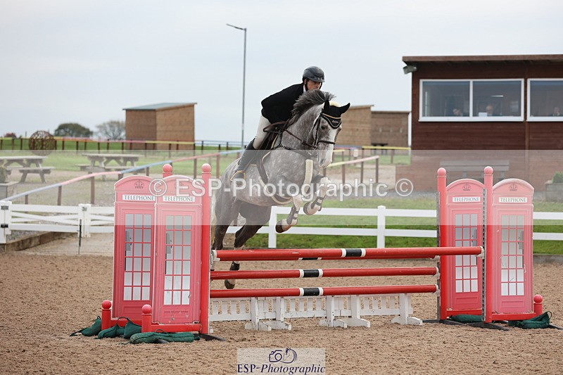 241101A-082443-00212 - FRI Cls 2 British Novice and 90cm Open