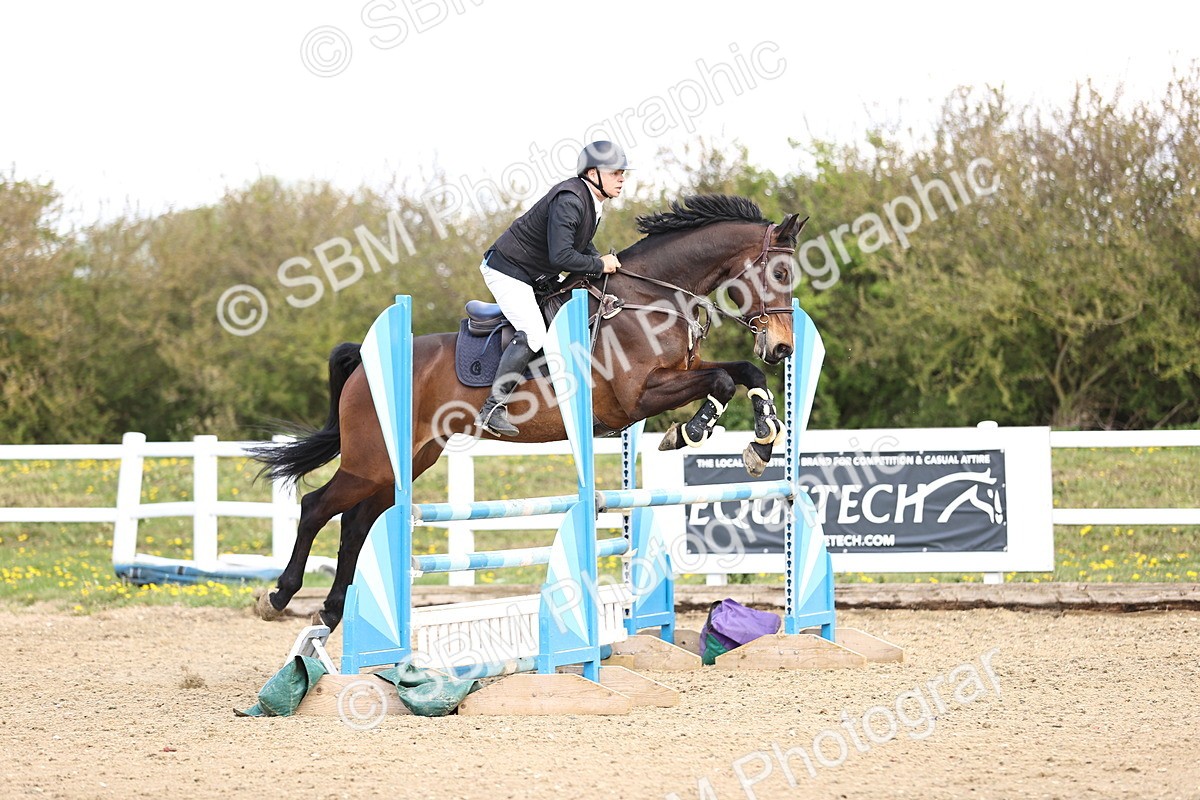 SBM_003495 - Class 16 - Senior Discovery - 1.00m
