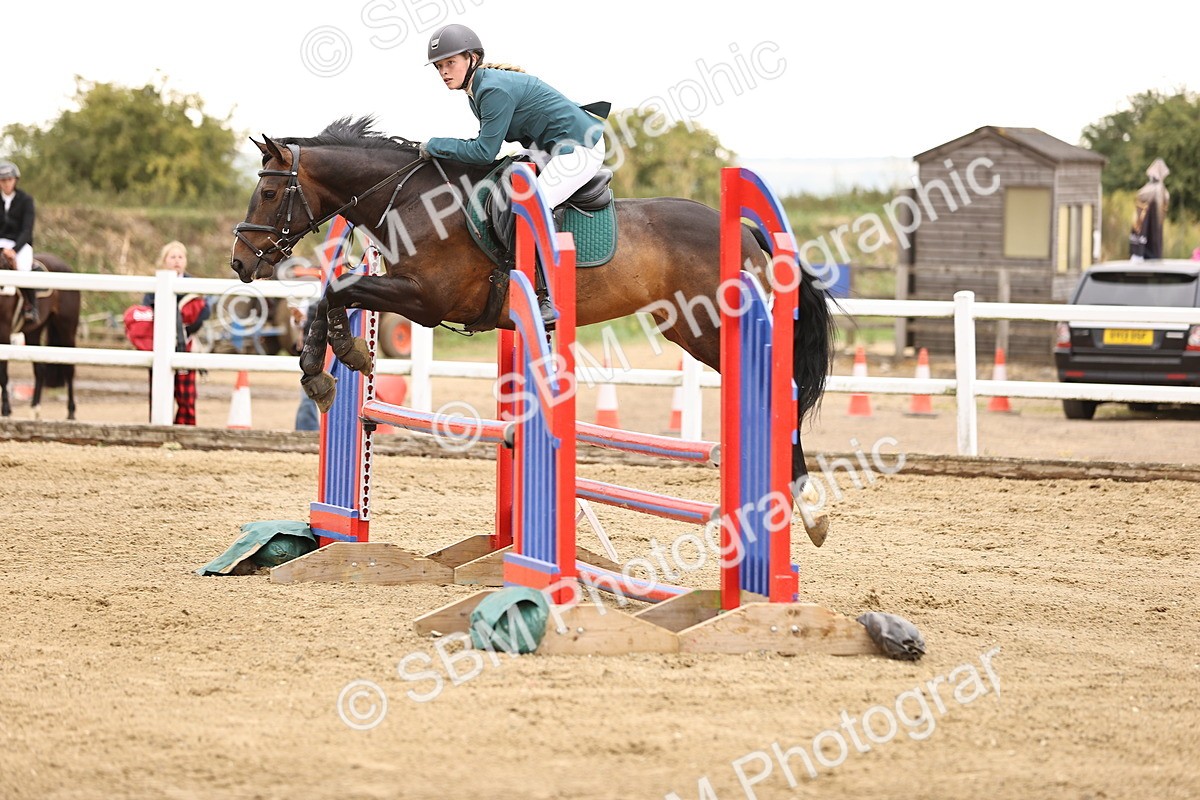 SBM_024368 - Class 8 - Clear Round