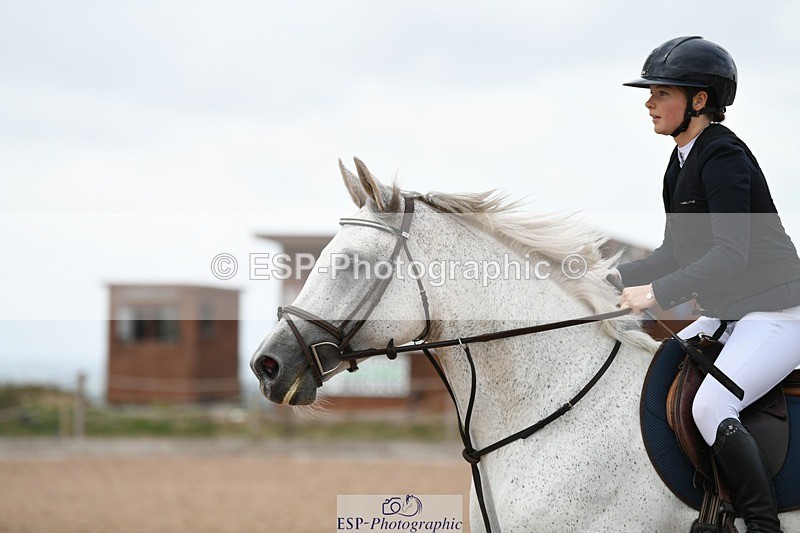 250807-115024-00844 - 1m Round 1