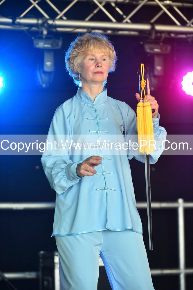 SH4_1508 - Tai Chi with Lisa Kay.
