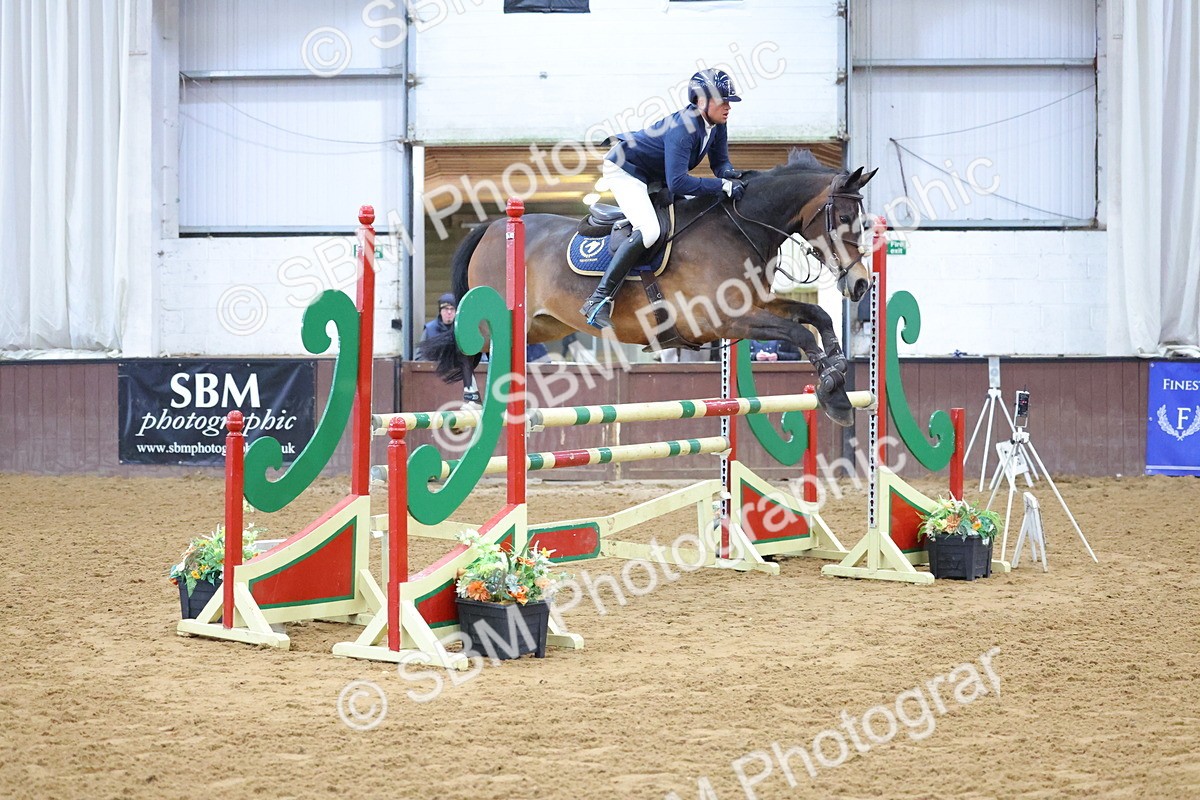 SBM_010554 - Class 23 - Senior Newcomers/ 1.10m Open - First Round (1.10m)