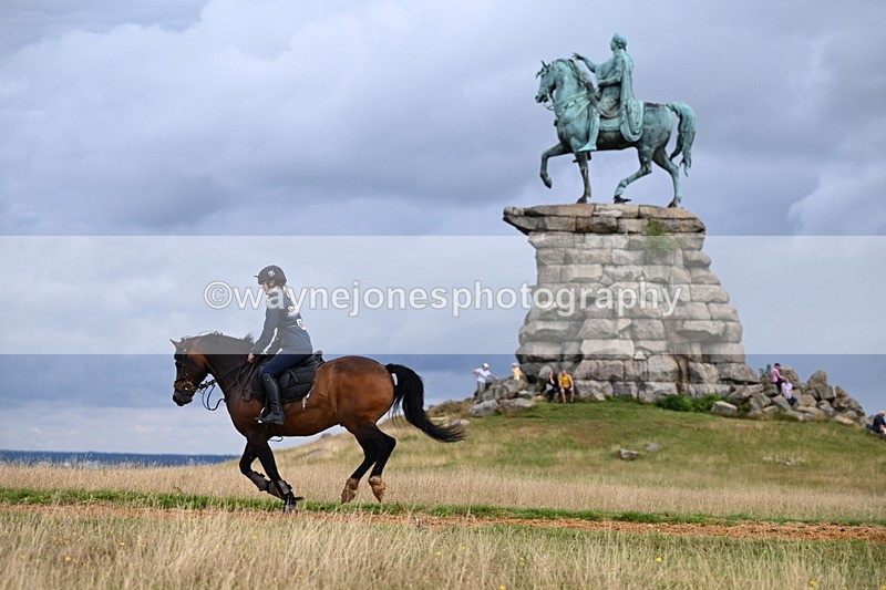DSC_4739 - Time at Statue 11:10 to 11:42