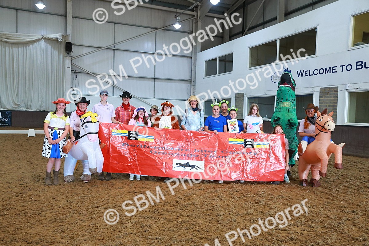 SBM_007951 - Teams Parade