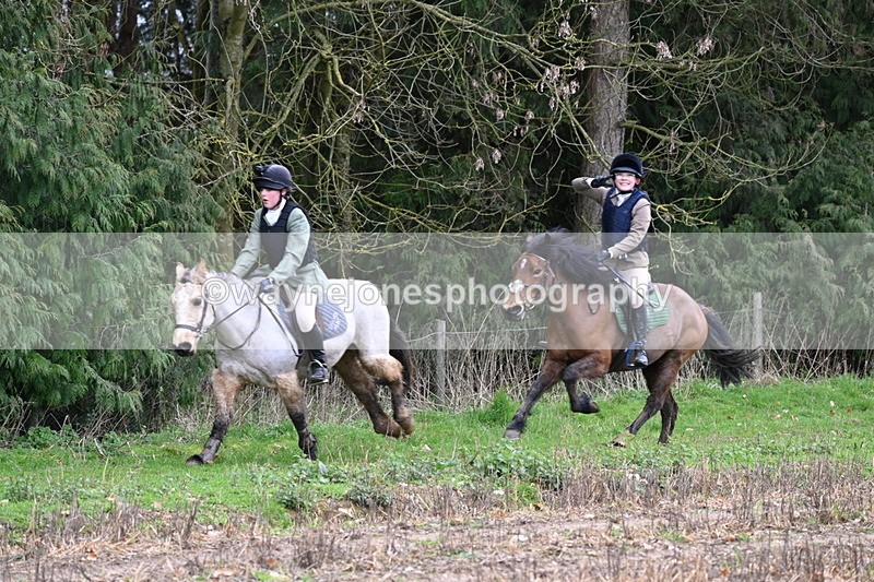 WJ6_9664 - Line Four