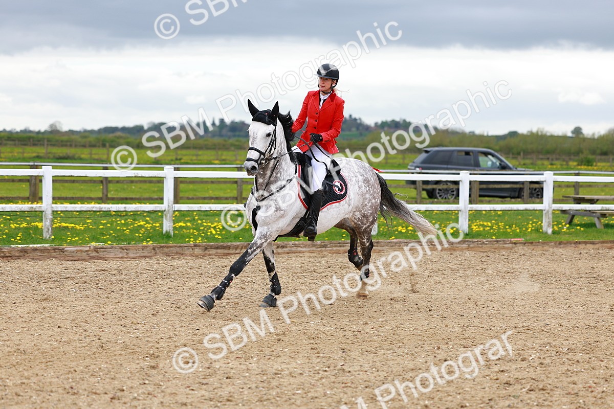 SBM_002600 - Class 11 - Senior Foxhunter - 1.20m