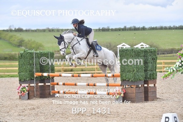 BPP_1431 - CLASS 15 SAT Senior BritiNovice/ 90cm Open