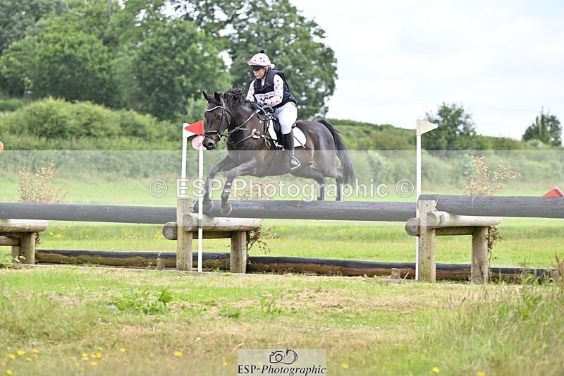 240630-112803-00262 - 103-Olivia_Marriott-Charming_Fellow