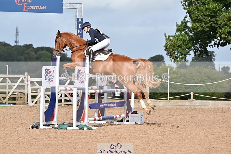 250831-100035-05272 - L-558-Lucy.Davies