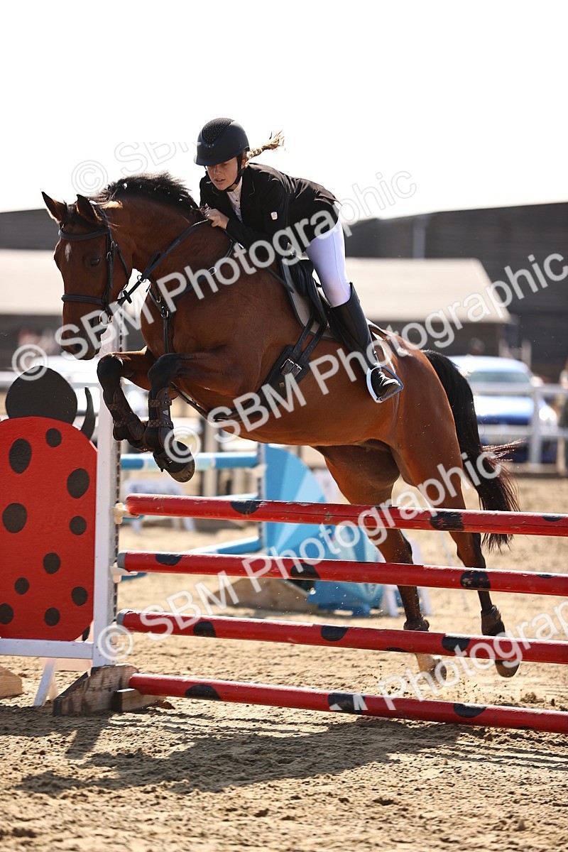 SBM_005681 - Class 9 - Senior British Novice - 90cm