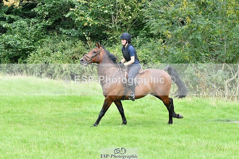 230817-133216-00990 - Theo's 1st Group - XC