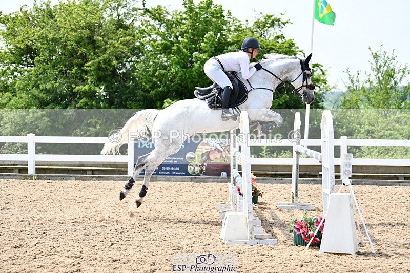 240511A-140725-14003 - Cls 30 1.10m National Am Quali and Open